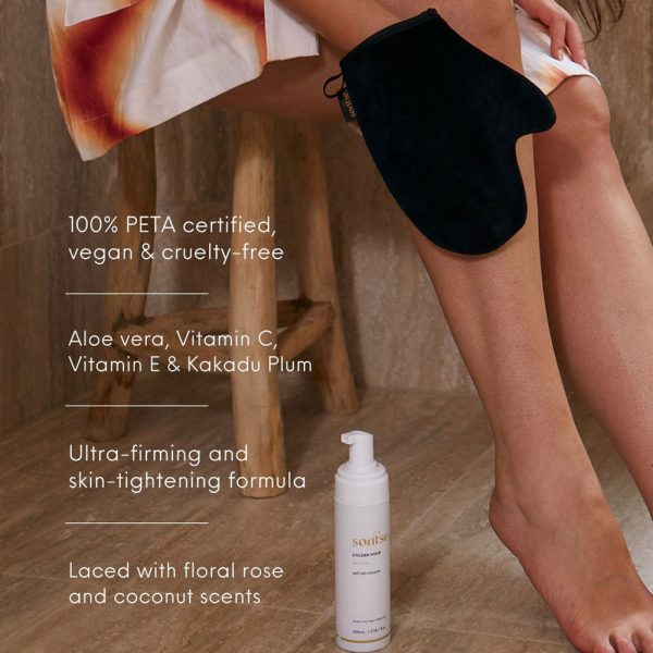 Clean Slate Exfoliating Mitt - Image 3